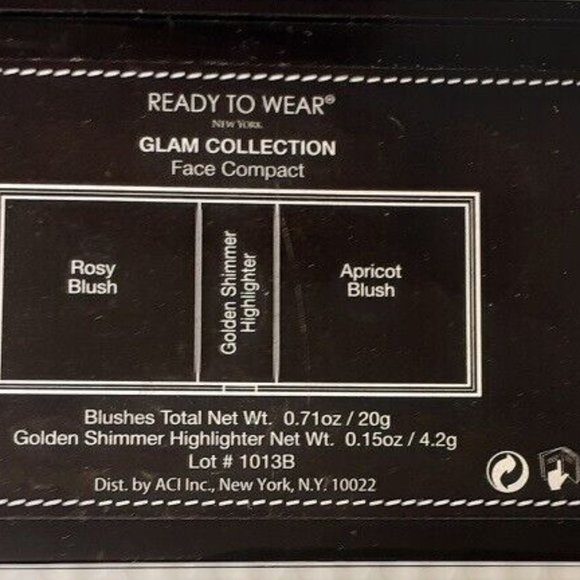Ready To Wear GLAM COLLECTION Face Compact - Picture 2 of 3